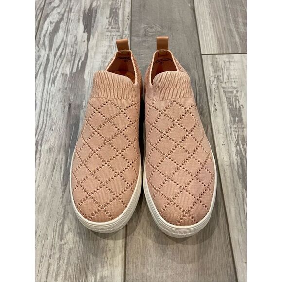 Soda slip on casual shoe/tennis shoe size 7 - Picture 8 of 10